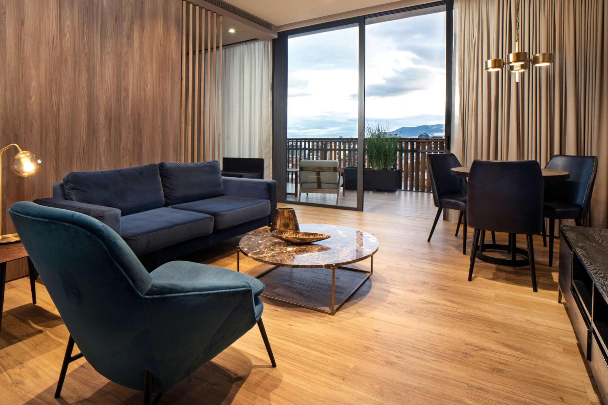 אפרטהוטל Salvio Parque 93 Bogota, Curio Collection By Hilton מראה חיצוני תמונה