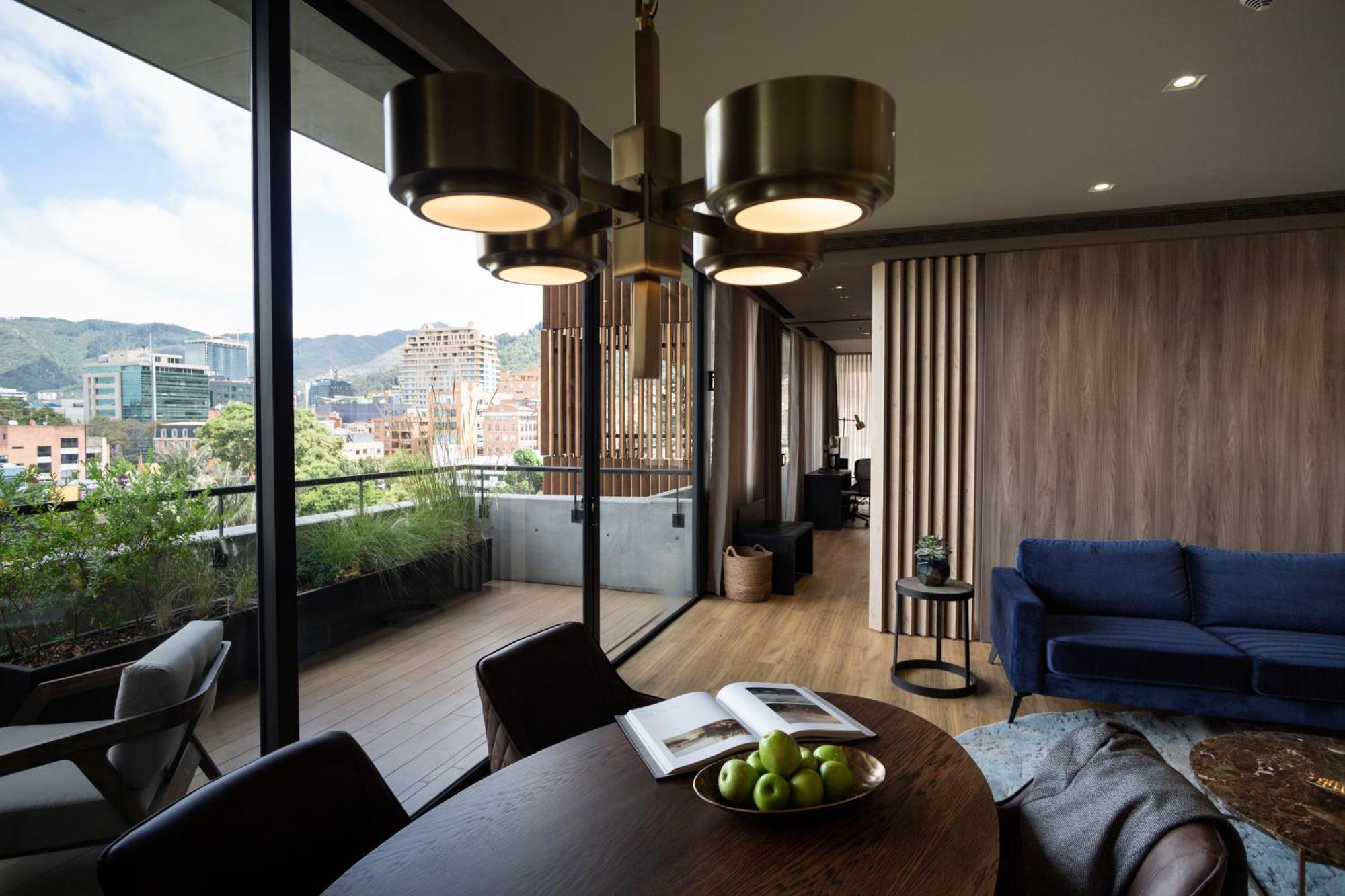 אפרטהוטל Salvio Parque 93 Bogota, Curio Collection By Hilton מראה חיצוני תמונה